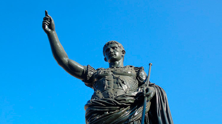 Julio-Cesar-lloro-ante-la-estatua-de-Alejandro-Magno